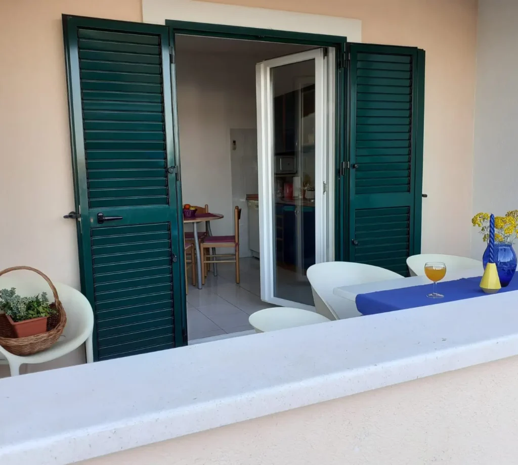 Garden Side Apartment- front door Garden Side Apartment - apartments Borovina - Bol Brac - front door