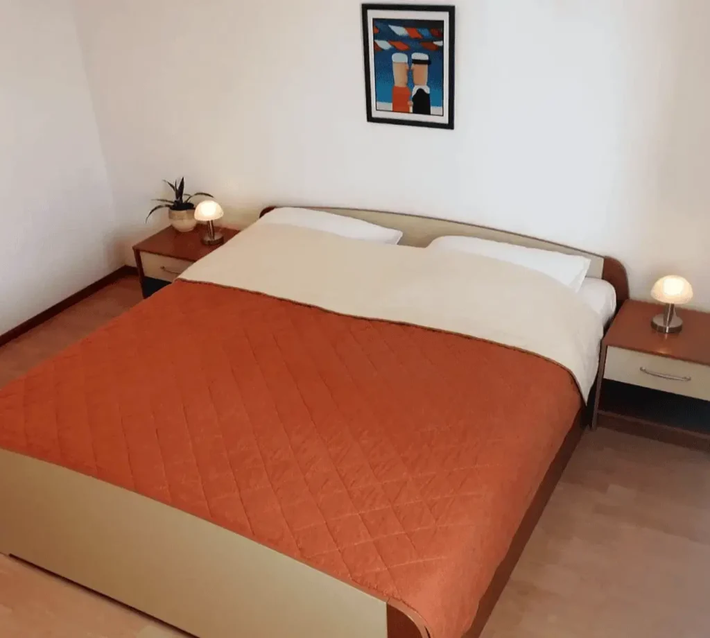 Top Floor Apartment - double room_3 Top Floor Apartment - Apartments Borovina in Bol Brac - double room_3