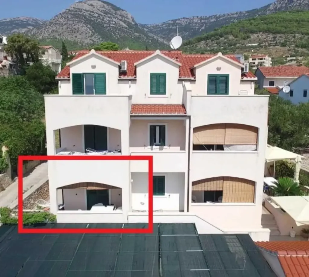 West Side Apartment position West Side Apartment position