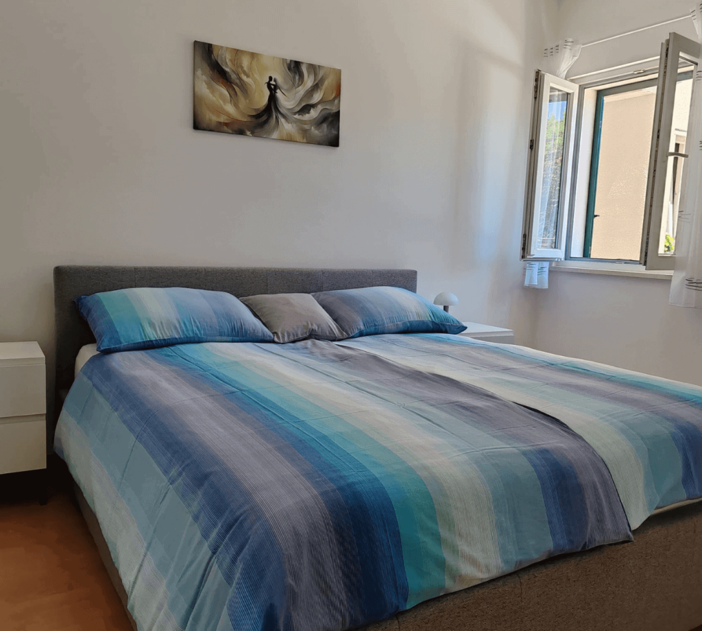 Garden Side Apartment - apartments Borovina - Bol Brac - double room