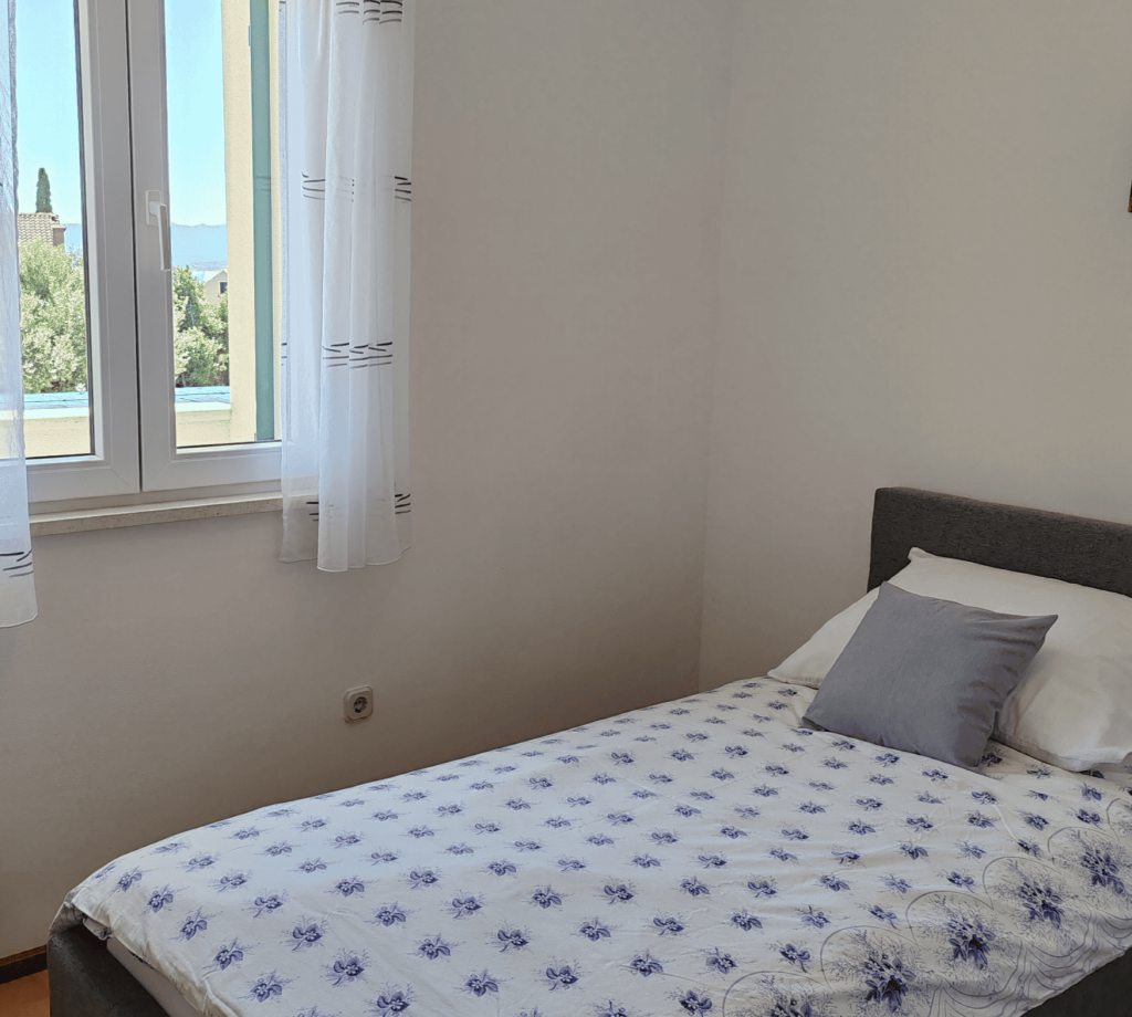 Garden Side Apartment - apartments Borovina - Bol Brac - twin room_3